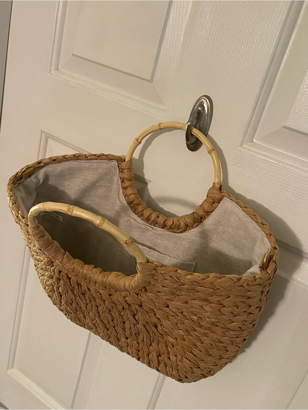 Haute HippeWoven Straw Tote Bag with Bamboo Handles - Natural - Picture 4 of 4